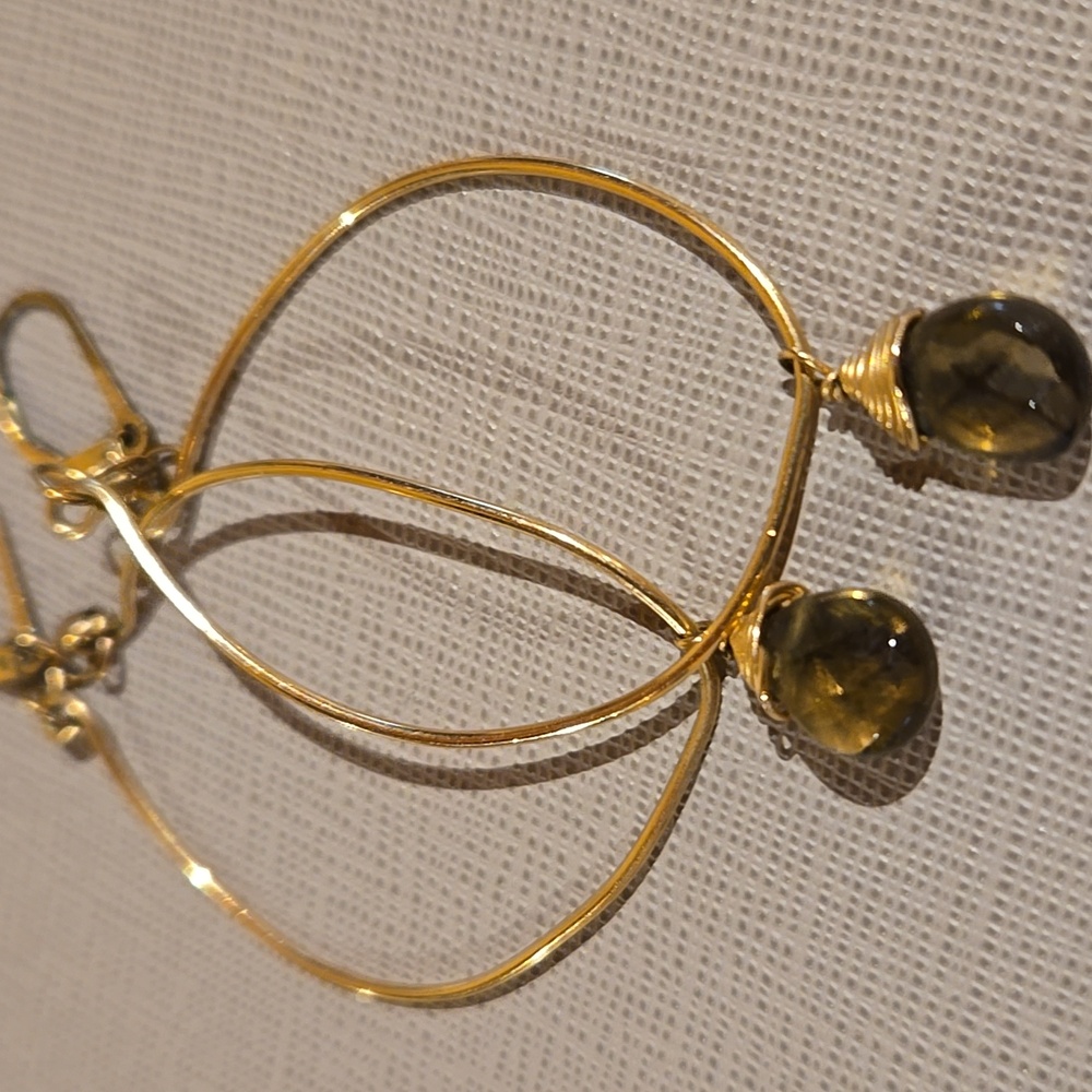 Elegant Gold Hoop Earrings with Purple/brownish Gemstone - Picture 2 of 8
